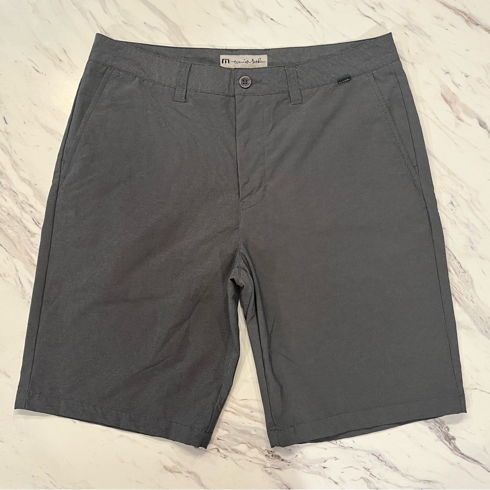 Travis Mathew Men's 34 Athletic Golf Chino Shorts Grey 10” Inseam Stretch